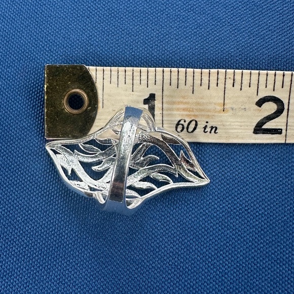 New 925 Italy Sterling Silver Elegant Silver Leaf Design Ring Size 7.5 - Picture 6 of 11